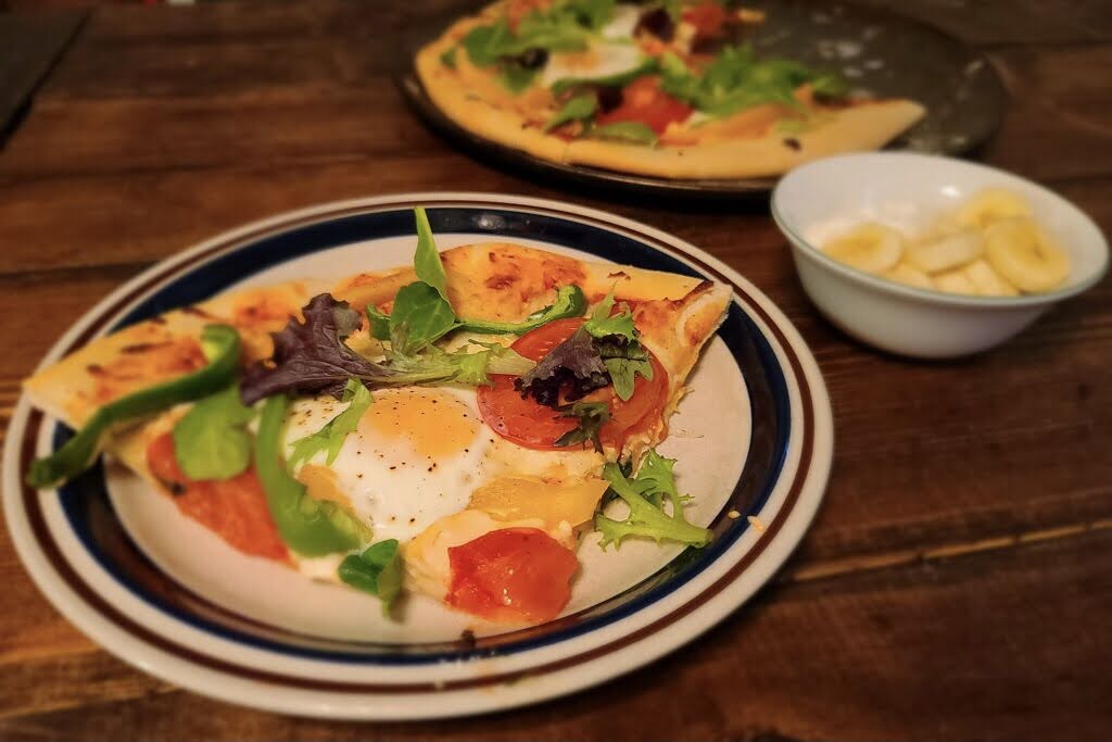 healthy breakfast pizza